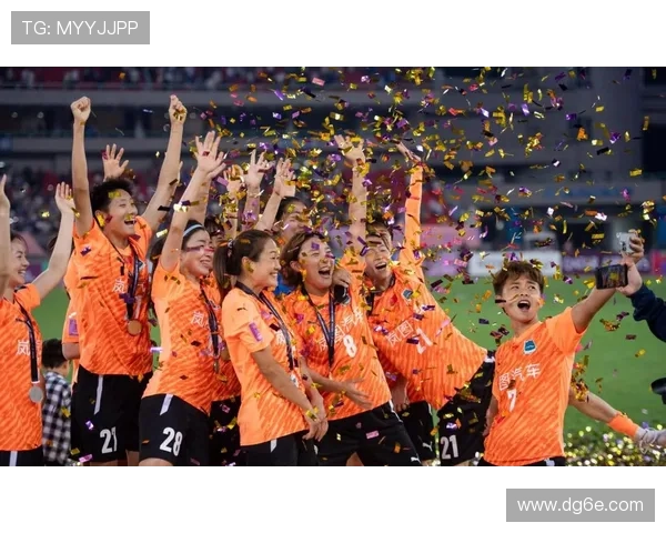 中国女足成功晋级世界杯四强 关键时刻展现顽强拼搏精神