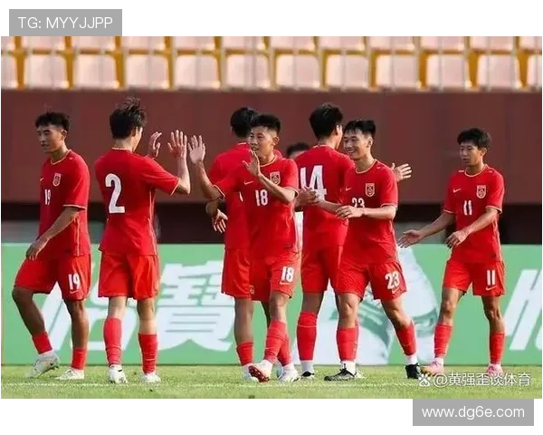 中国男足迎战亚洲劲旅全新阵容亮相力争打出自信展现团队新风貌