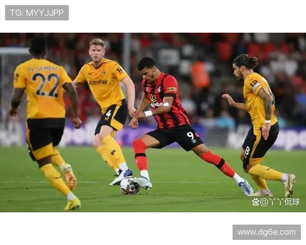 伯恩茅斯俱乐部宣布多名主力回归球队备战新赛季展现强势信心