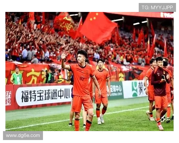 国足新星闪耀亚洲赛场全场两球一助攻助力球队逆转晋级四强