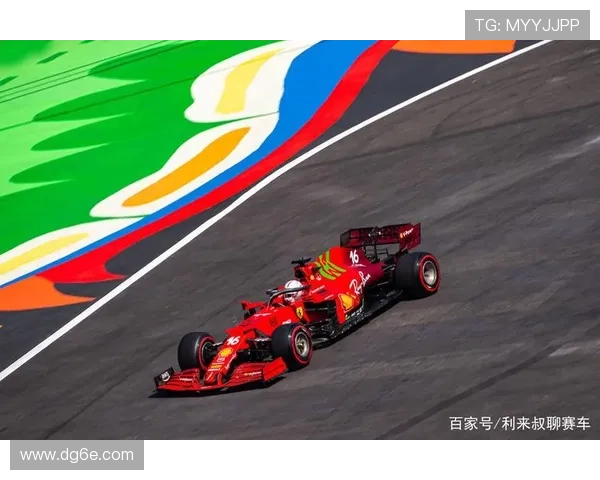 F1赛季终极对决梅赛德斯与红牛角逐冠军争夺战