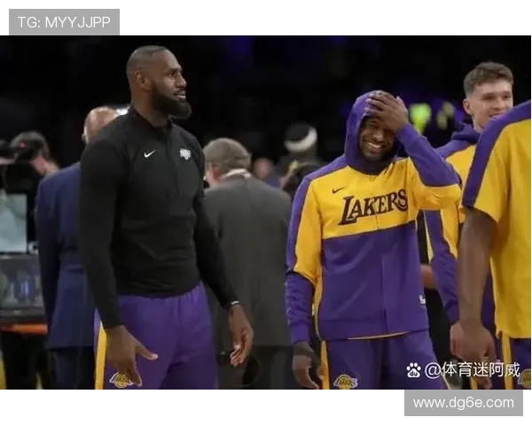 浓眉复出砍下30分带领湖人逆转击败勇士 詹姆斯全场发挥关键作用